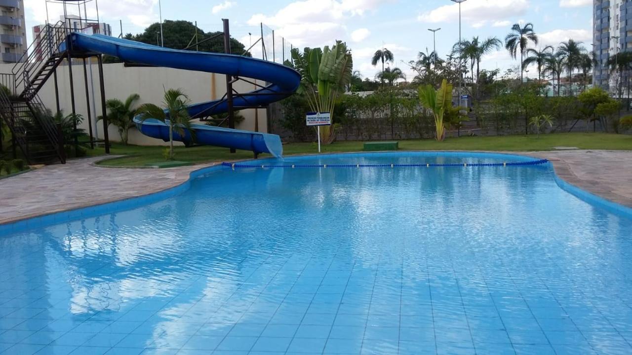 Golden dolphin Express 5pessoas mais 1 criança até 5 anos com toalhas e roupas de cama,lençóis, travesseiros e fronhas e 3 parques aquáticos termais limpeza impostos e taxas já incluso Caldas Novas Extérieur photo