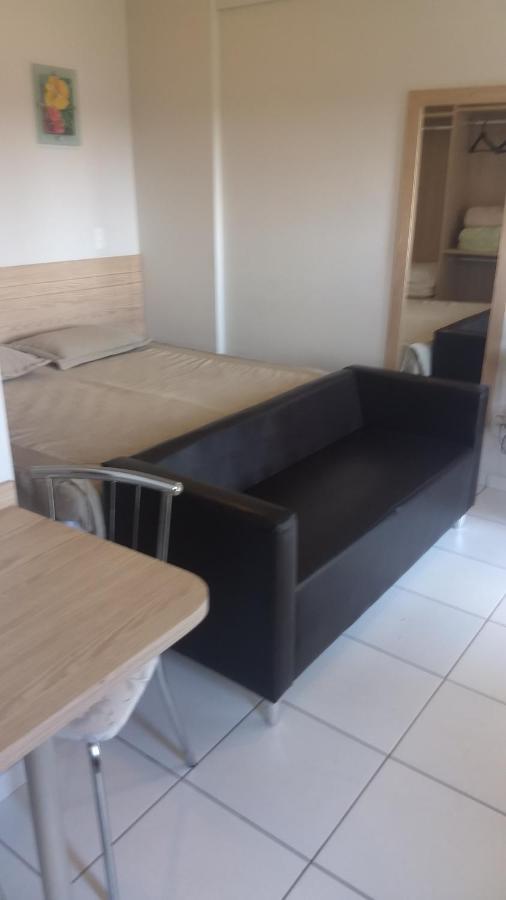 Golden dolphin Express 5pessoas mais 1 criança até 5 anos com toalhas e roupas de cama,lençóis, travesseiros e fronhas e 3 parques aquáticos termais limpeza impostos e taxas já incluso Caldas Novas Extérieur photo